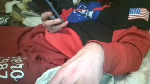 Snapshot of xlpack69 chatting on December 22, 12:28 am John online show from December 22, 12:28 am