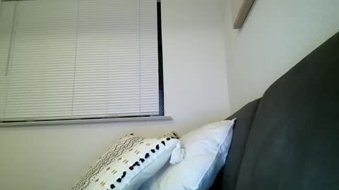 Snapshot of xlpack69 chatting on January 23, 5:24 am John online show from January 23, 5:24 am