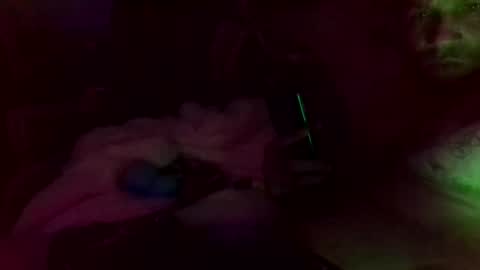 Snapshot of xlpack69 chatting on December 18, 9:36 am John online show from December 18, 9:36 am