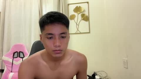 SECRET online show from March 31, 10:55 pm