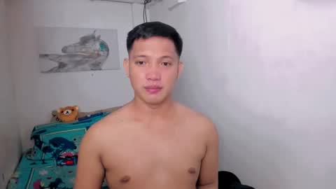 xsebastian19 online show from May 6, 6:08 pm
