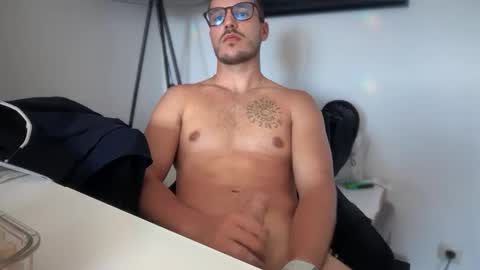 davdo online show from July 25, 3:42 pm