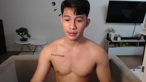 Sam online show from January 18, 4:42 pm