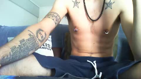 xXBooba ValentinoXx online show from September 20, 9:09 am