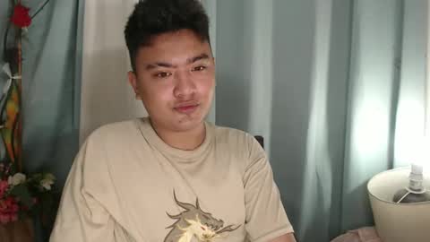 Loyd online show from December 20, 2:27 pm