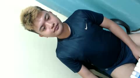 Loyd online show from December 2, 6:33 pm