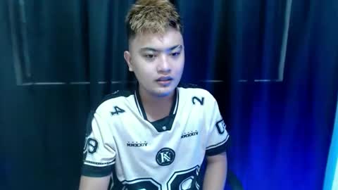 Loyd online show from November 18, 5:44 am