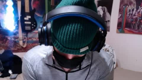 David Fox online show from April 13, 4:02 am