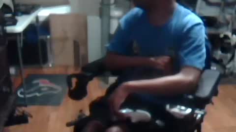 xxxonwheelz online show from April 12, 11:05 pm