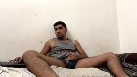 Snapshot of y0ungwithbrowndick chatting on March 3, 2:10 pm BROWN DICK online show from March 3, 2:10 pm