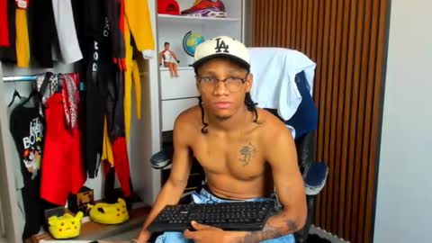 yandi_hot online show from February 5, 1:51 pm