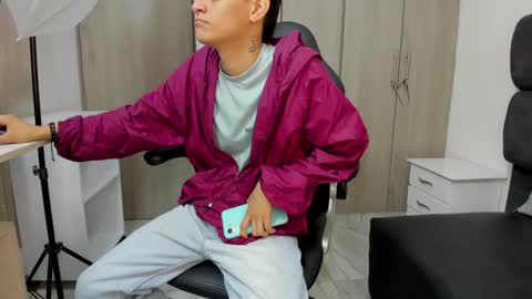 Yef online show from December 29, 2:27 am