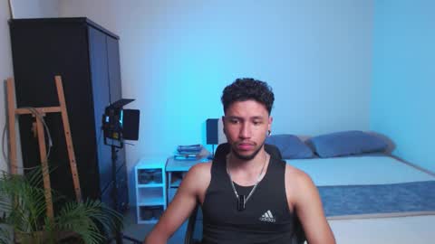 yeff online show from February 25, 1:39 am