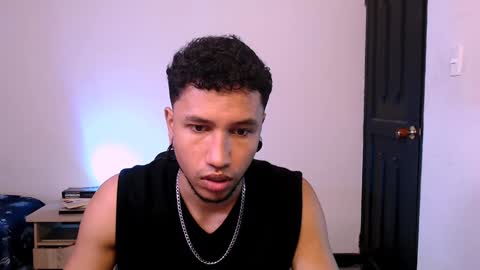 Yeff ind. model  online show from January 16, 6:06 pm