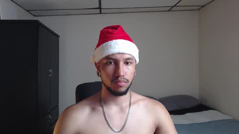 Yeff ind. model  online show from December 4, 1:45 am