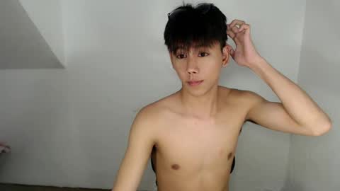 ynotyu online show from July 28, 2:24 pm