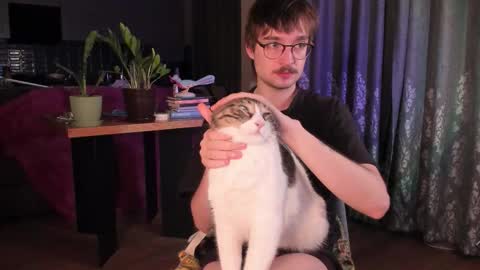 Max online show from February 19, 4:31 am