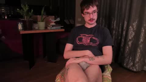 Max online show from March 16, 3:46 am