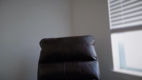 Colorado Guy Straight online show from November 23, 6:52 pm