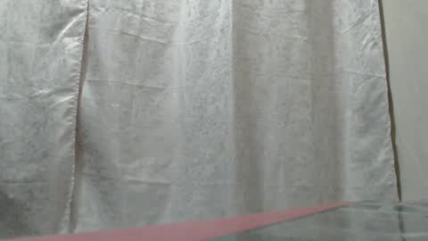 your_guy111 online show from June 28, 1:06 pm