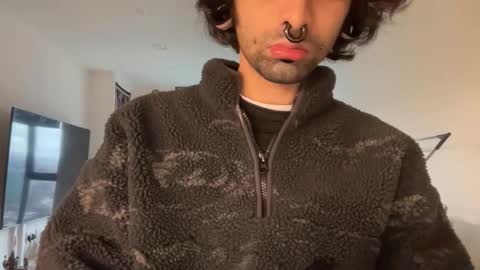 yourboo25 online show from February 24, 7:42 am