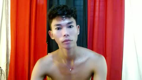 Snapshot of yourdreamboyx chatting on February 4, 7:07 am Rence online show from February 4, 7:07 am