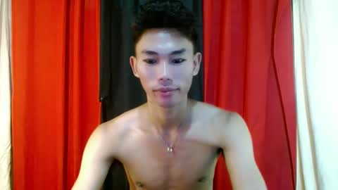 Snapshot of yourdreamboyx chatting on January 25, 8:00 am Rence online show from January 25, 8:00 am