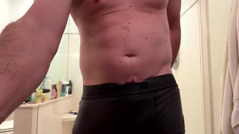 youreboyt online show from March 3, 10:40 pm