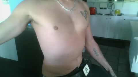yourslavboy online show from June 22, 9:52 pm