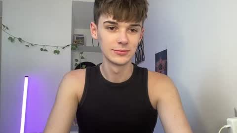 yoursweetyguy online show from July 7, 1:04 pm