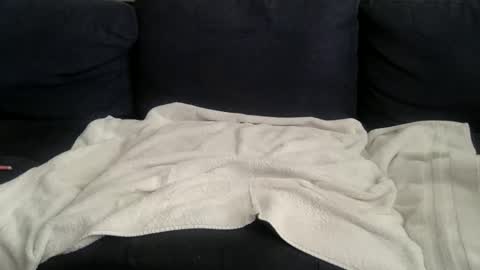 yque online show from February 25, 10:55 pm