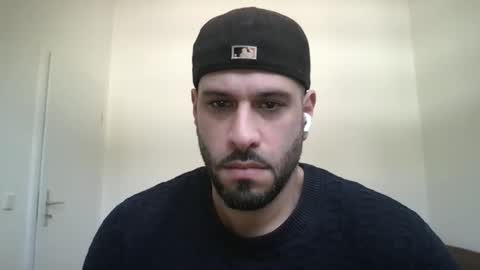 yul53 online show from March 8, 1:04 pm