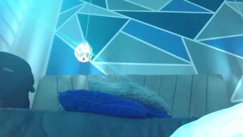 Zack  online show from January 16, 1:41 am