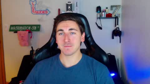 Snapshot of zach_rhyder chatting on February 13, 1:50 am Zach Rhyder online show from February 13, 1:50 am