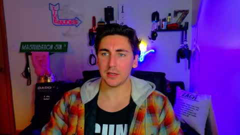 Zach Rhyder online show from January 13, 1:32 am