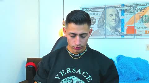 zachpri20 online show from January 5, 7:38 am