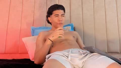 Snapshot of zack_conor chatting on February 15, 1:16 pm zack conor online show from February 15, 1:16 pm
