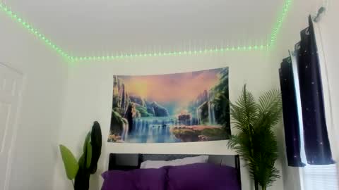 Zack Pipher online show from March 28, 12:16 pm