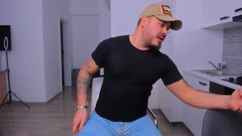 Zack online show from January 11, 11:52 pm