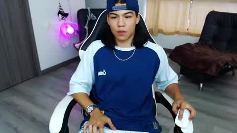 zackss_player online show from October 22, 8:00 pm