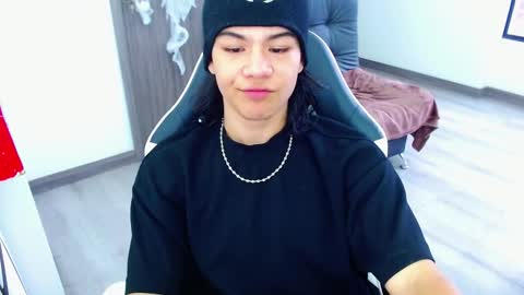 zackss_player online show from October 11, 8:24 pm