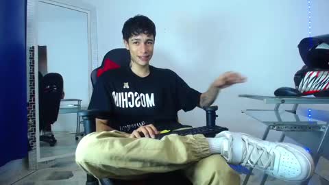 zack online show from January 13, 7:53 pm