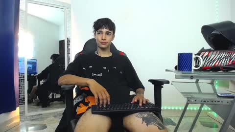 zack online show from December 13, 11:50 pm