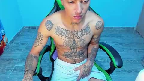 BiG Zafiro online show from February 20, 10:28 am