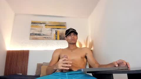 Zander online show from July 9, 2:32 pm