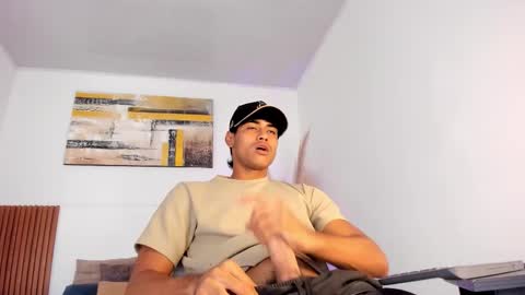 Zander online show from February 19, 1:40 pm