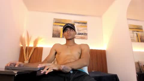 Zander online show from June 30, 1:34 pm