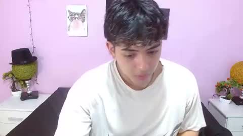 zayne lyon online show from July 28, 11:39 am
