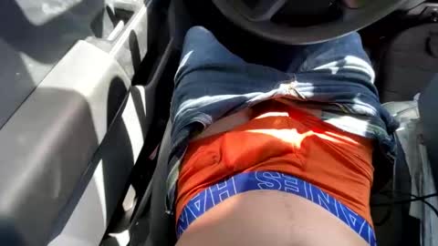 zedsdead12345 online show from October 31, 6:22 pm