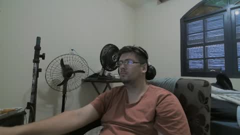 pervboy online show from April 1, 6:16 pm